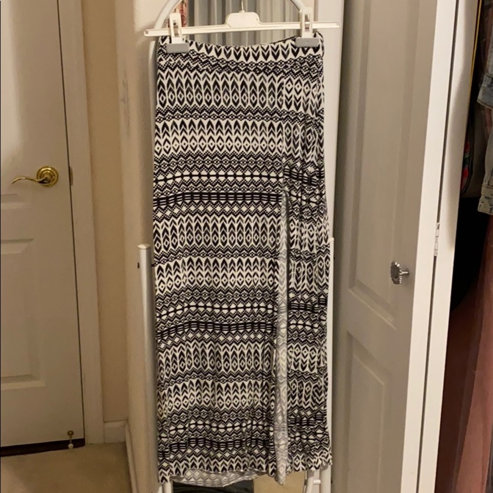 American Eagle printed maxi skirt with slit